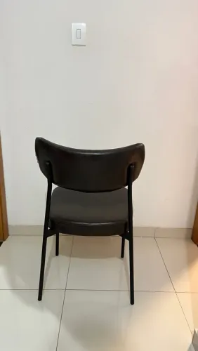Cadeira em Courino