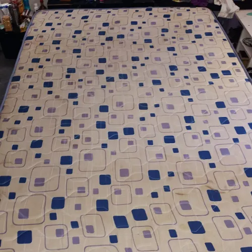 Cama box $300