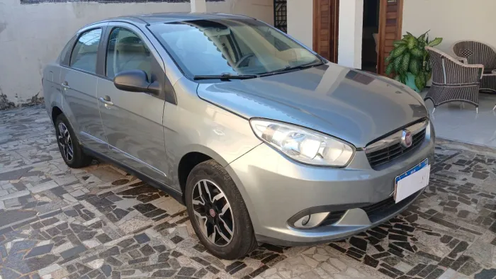 Fiat Grand Siena Essence 1.6 Flex 16V 2015