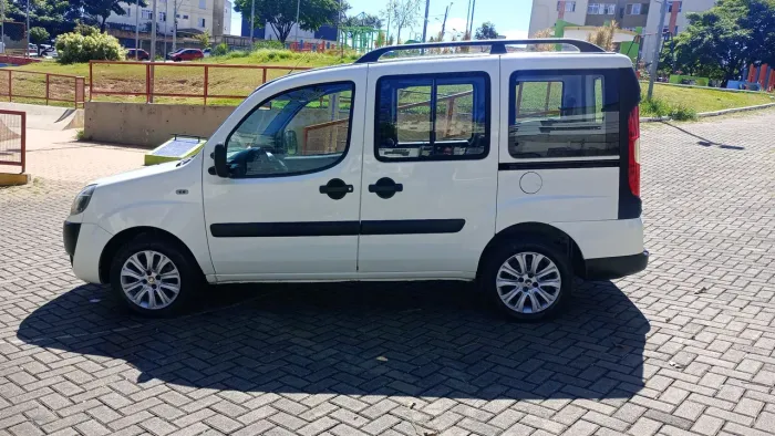 Fiat Doblo Essence 1.8 Flex 16V 5P 2021