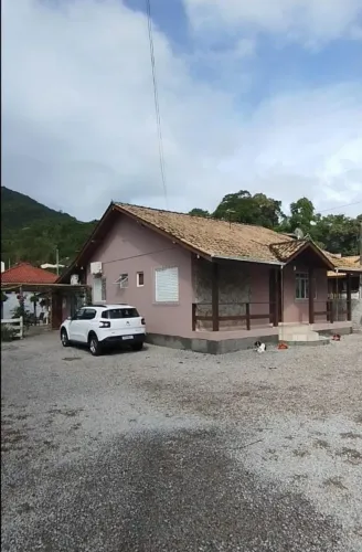 Linda Casa com viabilidade para construção de Prédio na Baldicero
