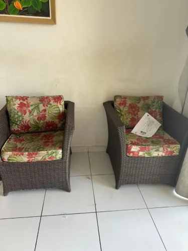 2 poltronas