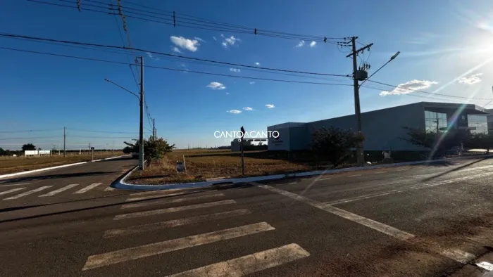 TERRENO RESIDENCIAL E COMERCIAL