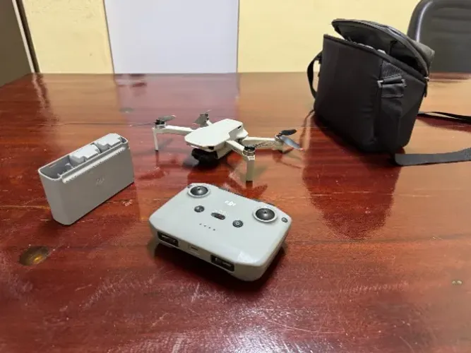 Drone DJI Mini 2 Fly More Combo, 4K, 3 baterias, completo