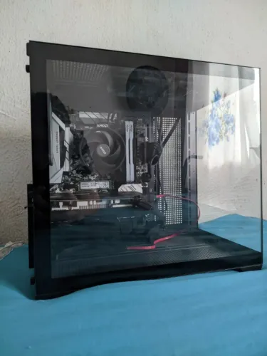 PC Gamer - Ryzen 5 5500 | RX 6600M | 16 GB de RAM