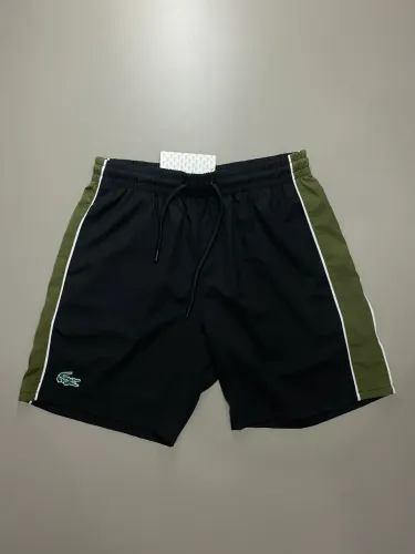Bermuda Tactel Preta/Verde