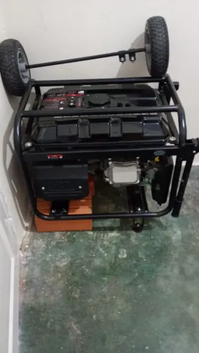 Vendo gerador toma 9,OKVA mono TG 10000XE-XP