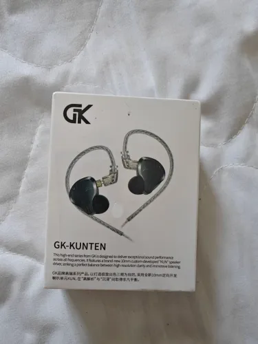 Fone de ouvido com fio Gk kunten