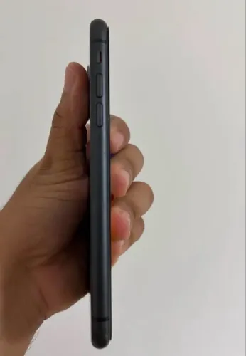 iPhone 11 preto 128 giga