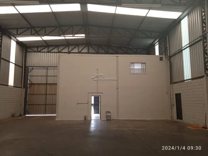 Galpão 1032m² locação Loteamento Industrial Veccon