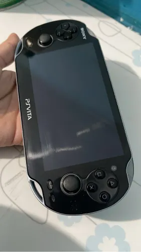 PSVITA DESBLOQUEADO + CARTÃO DE MEMORIA 60gb
