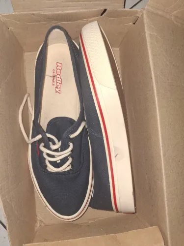 Tenis redley
