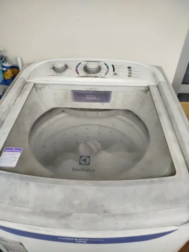 Máquina de lavar 13 k com defeito