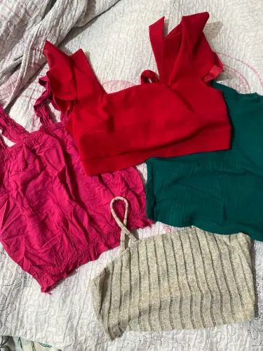 Desapego de blusas P e M