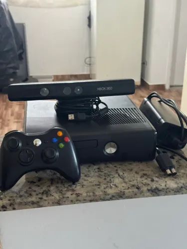 Xbox 360 completo com kinect