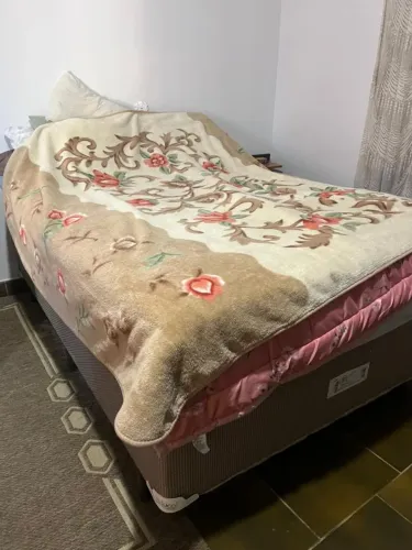 Vende se cama casal 