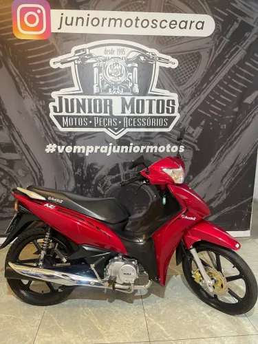 AVELLOZ AZ1 50cc (PARTIDA ELÉTRICA, JÁ EMPLACADA, BAÚ/BAULETO, GARANTIA DE LOJA)