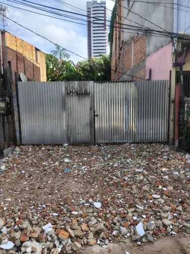 ALUGO TERRENO NA CARIPUNAS