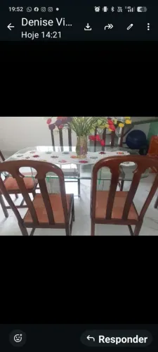 Mesa de jantar ,6 cadeiras 