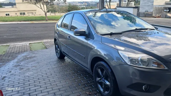 Ford Focus 2.0 16v/se/se Plus Flex 5P Aut. 2013