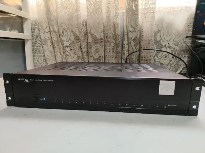 Controlador e amplificador para som profissional nexos 16 p bom estado sem testes