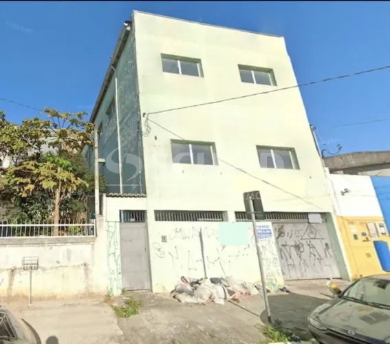 Galpão com550m2 e 6 salas em ótima localização no Jd. Marabá.