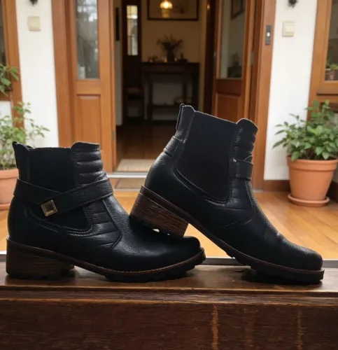 Bota Couro Coturno Tam 36