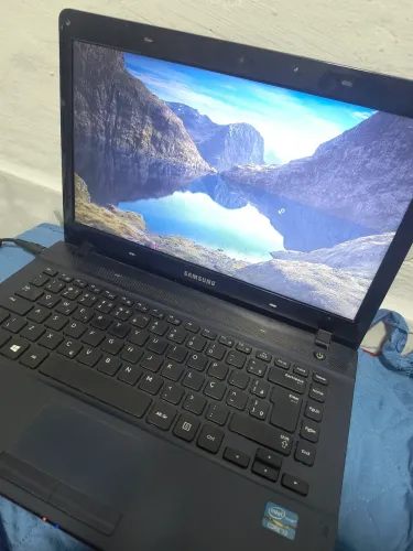 Vendo notebook Samsung funcionando perfeitamente porém algumas teclas não funcionam 