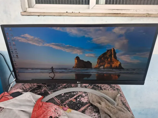 Vendo monitor ultrawide 29 polegadas LG som integrado 12x sem juros