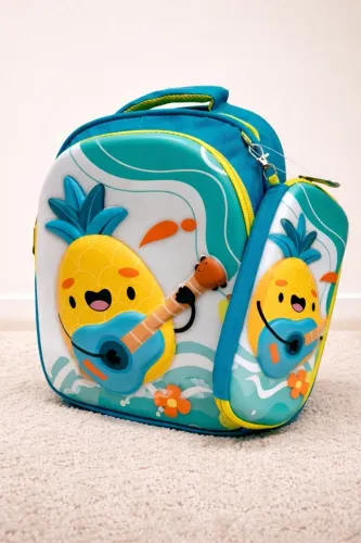 mochila resistente acompanha estojo - super promoçao  