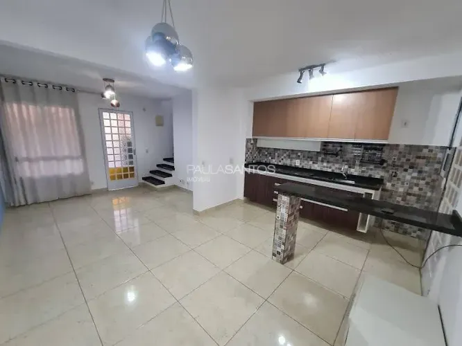 Casa com 2 dormitórios para alugar, 79 m² por R$ 3.318,00/mês - Condomínio Villa Flora - V