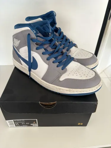 Air jordan mid / 43