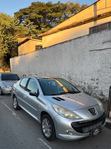 Peugeot 207 Sedan Passion XS 1.6 Flex 16V 4P 2011