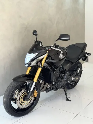 CB 600F HORNET