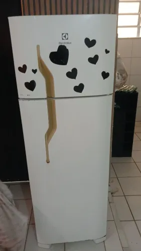 Vendo geladeira seminova