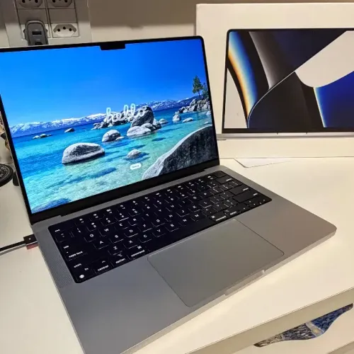 Apple MacBook Pro - M1 Pro - 16GB RAM - 512GB SSD