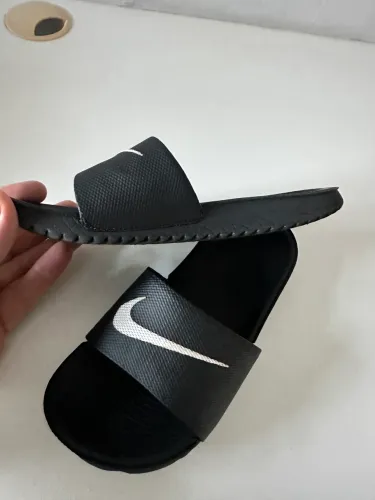 Chinelo Nike infantil n30