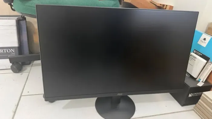 Monitor AOC 27" IPS 120Hz (Novo na Caixa / Nota Fiscal) - R$800