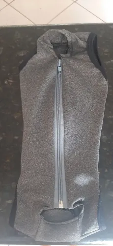 Roupa Pós cirúrgica para cães e gatos