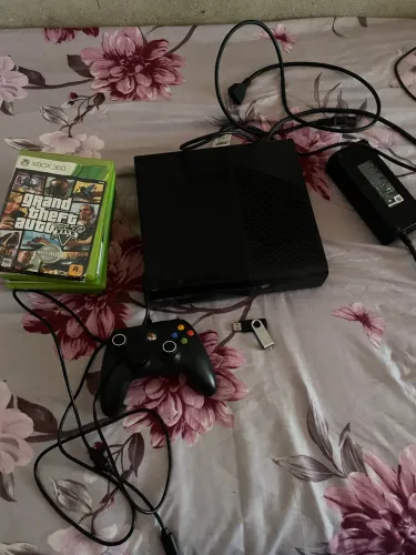 Vendo Xbox 360
