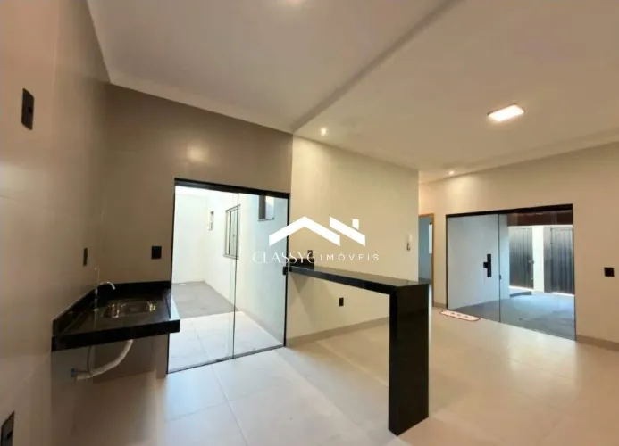 Casa 1ª Locação no Santa Rosa, Uberlândia | 3 Quartos com Suíte