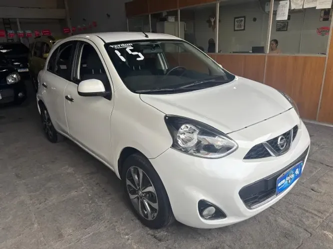 Nissan March SL 1.6 16V Flex Fuel 5P 2015