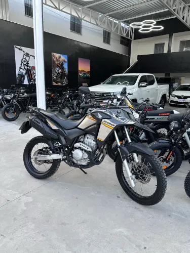 XRE 300 Adventure 2022
