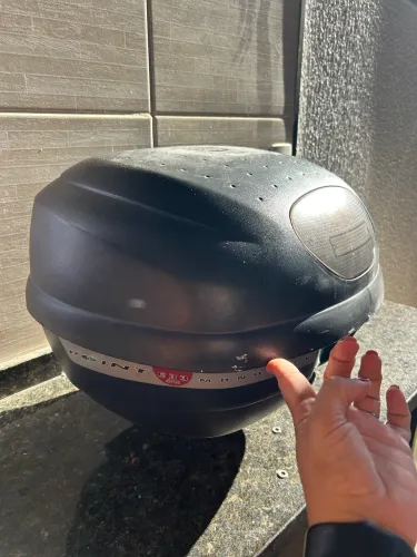 Baú de transporte para moto