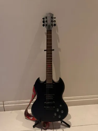 Guitarra SX SG Pirate