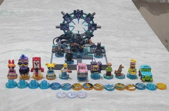 Lego dimensions xbox 360 com várias coisas
