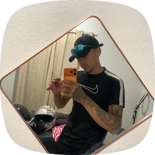 IPHONE XR, com a cacarça do 17
