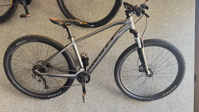 Bicicleta Scott ARO 29 Tamanho M quase sem uso