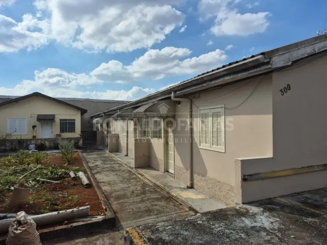 Casa térrea - locação - Veleiros- Zona Sul