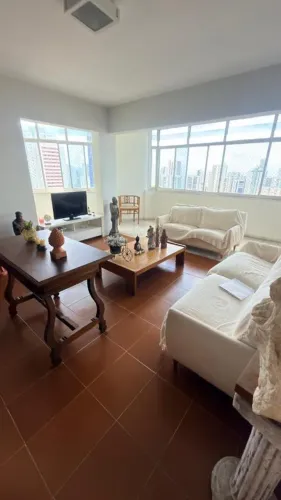 Apartamento com 303m² nos Aflitos!